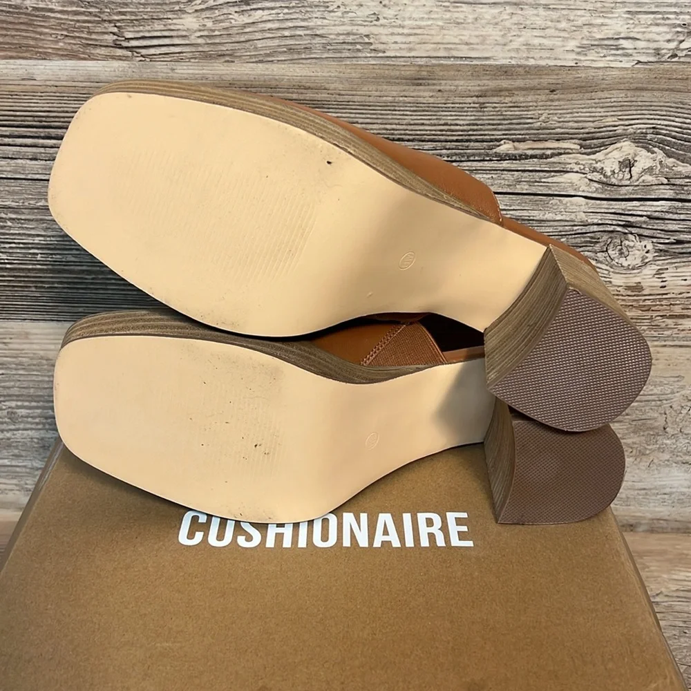 CUSHIONAIRE Women's Keeper Soft One Band Heel Sandal +Memory Foam 11 Wide New!
